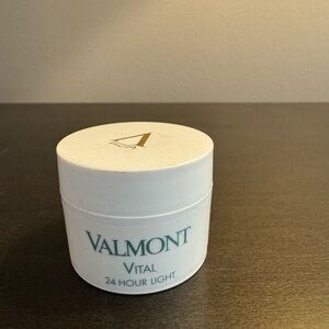 Valmont Vital 24-Hour Light Cream 15 ml .5 oz Travel Size NEW